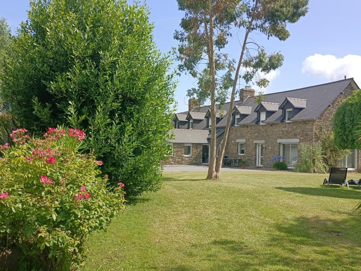 Relais De Moidrey Hotel Buitenkant foto